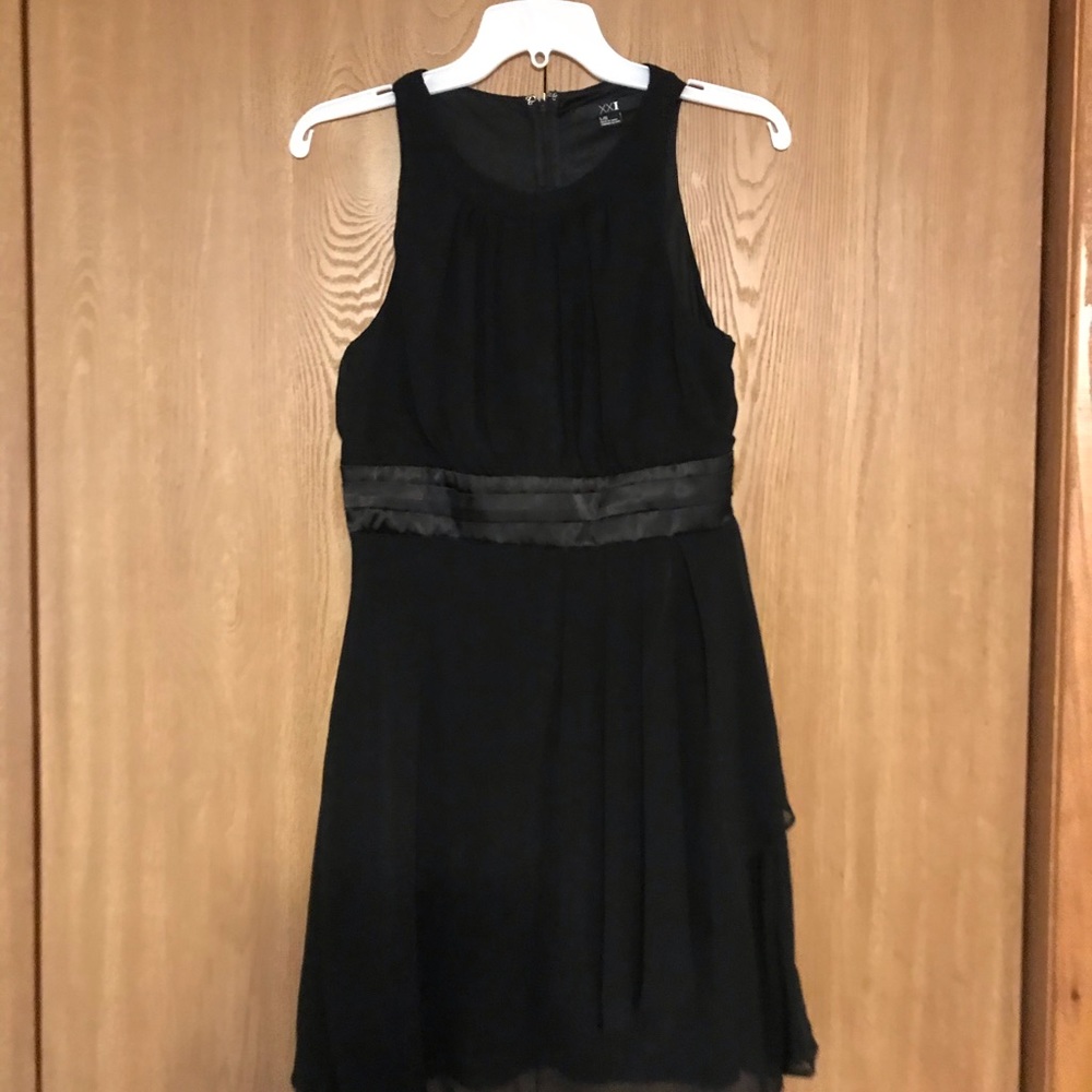 Sleeveless little black dress